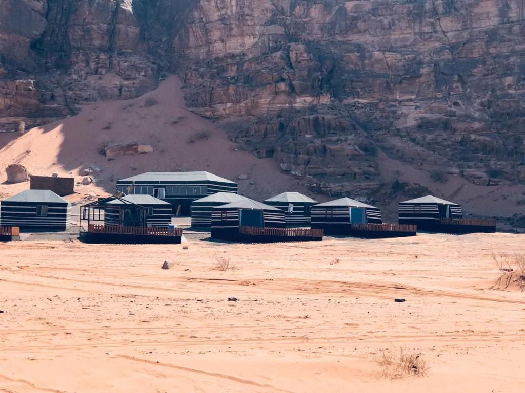 Desert Magic Camp & Resort وادي رم المظهر الخارجي الصورة